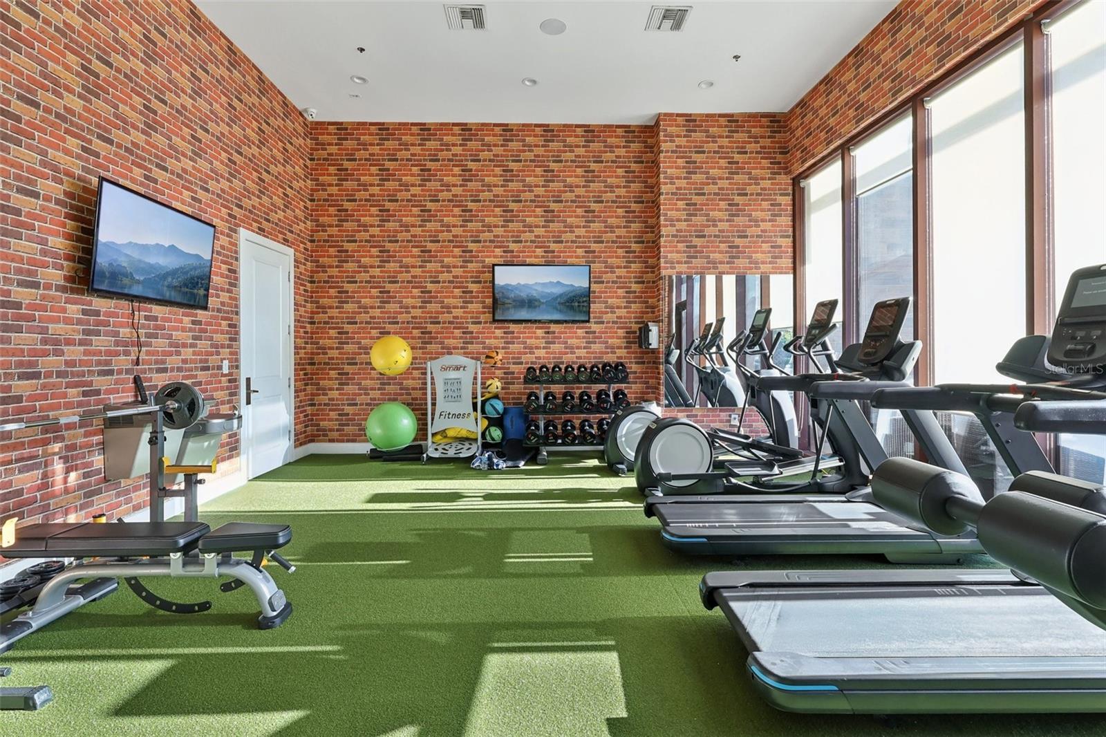 MAGIC VILLAGE REP - Residential