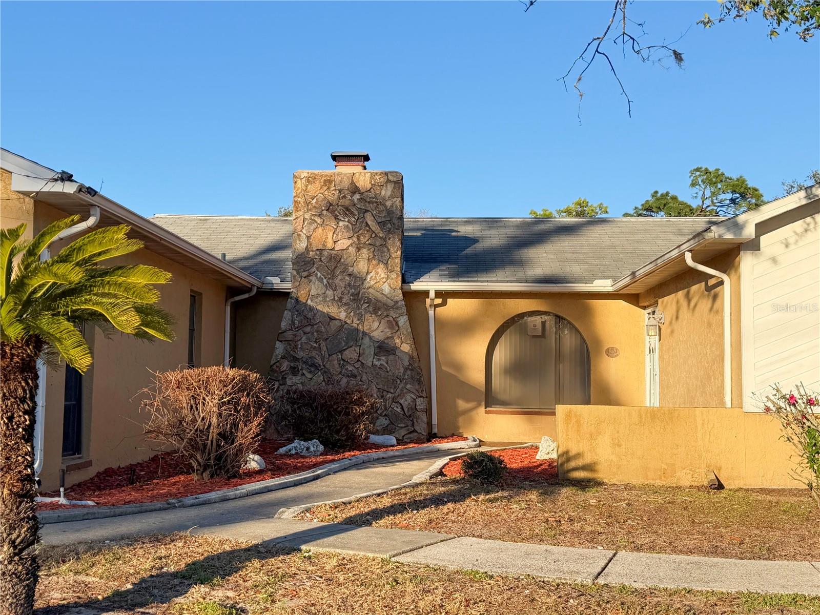 1382 VALIANT AVENUE