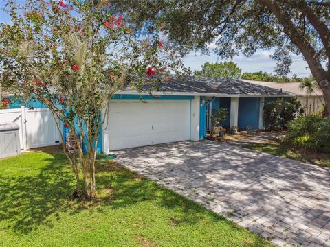 A home in VALRICO