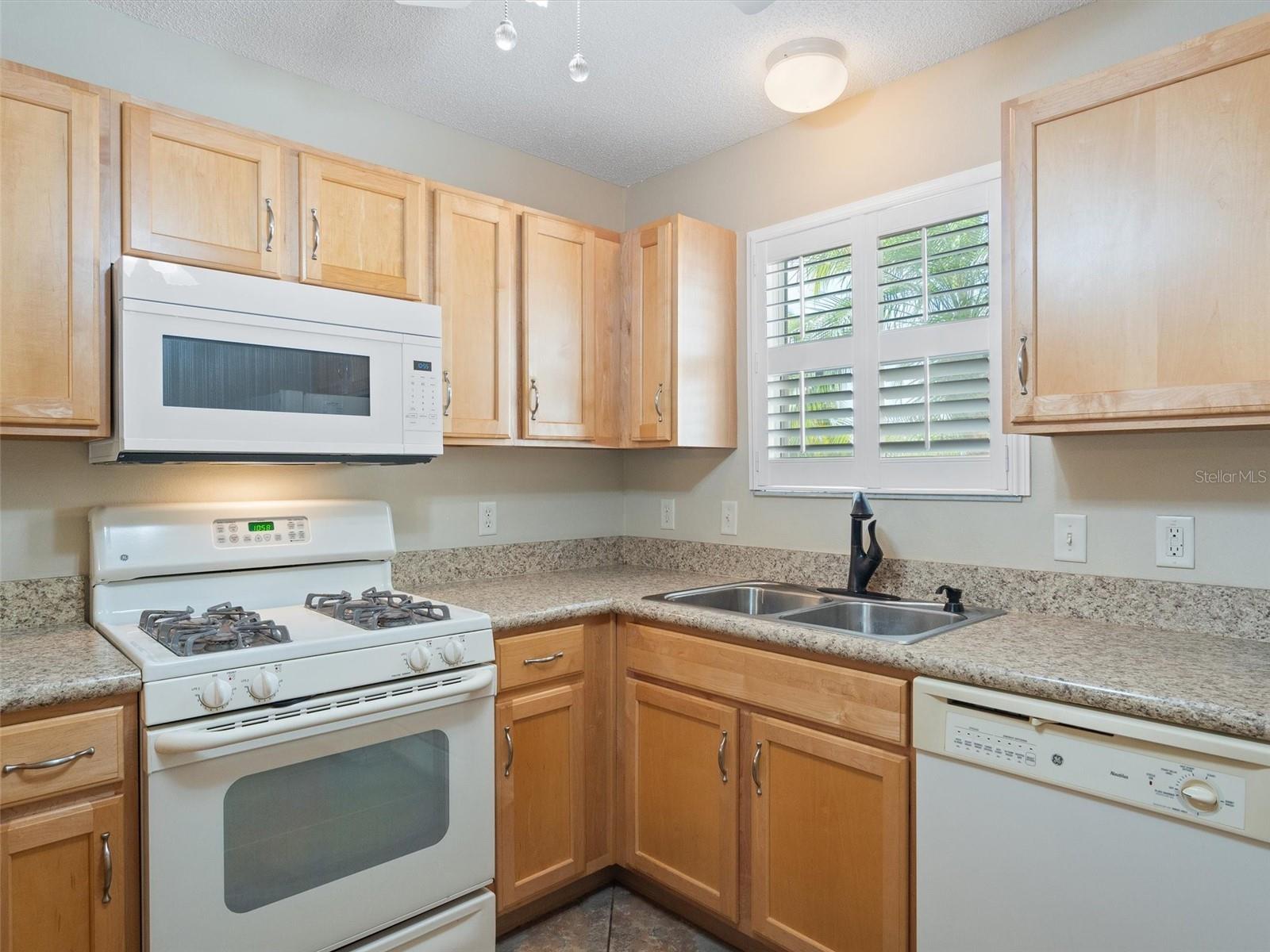 VILLAGES/SUMTER - Residential Lease