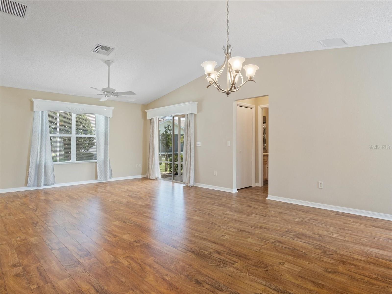 VILLAGES/SUMTER - Residential Lease