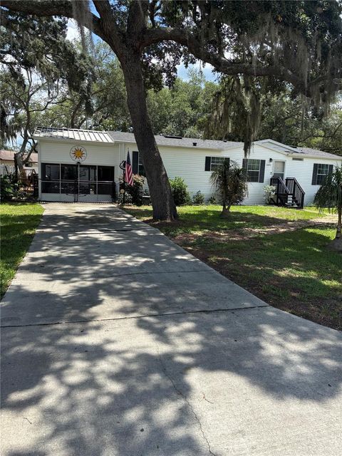 Photo of 2391 SE 176th Avenue, Silver Springs, FL 34488 (MLS # OM725683)