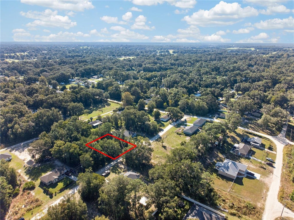 Photo of SE 41st Terrace, Summerfield, FL 34491 (MLS # G5119513)