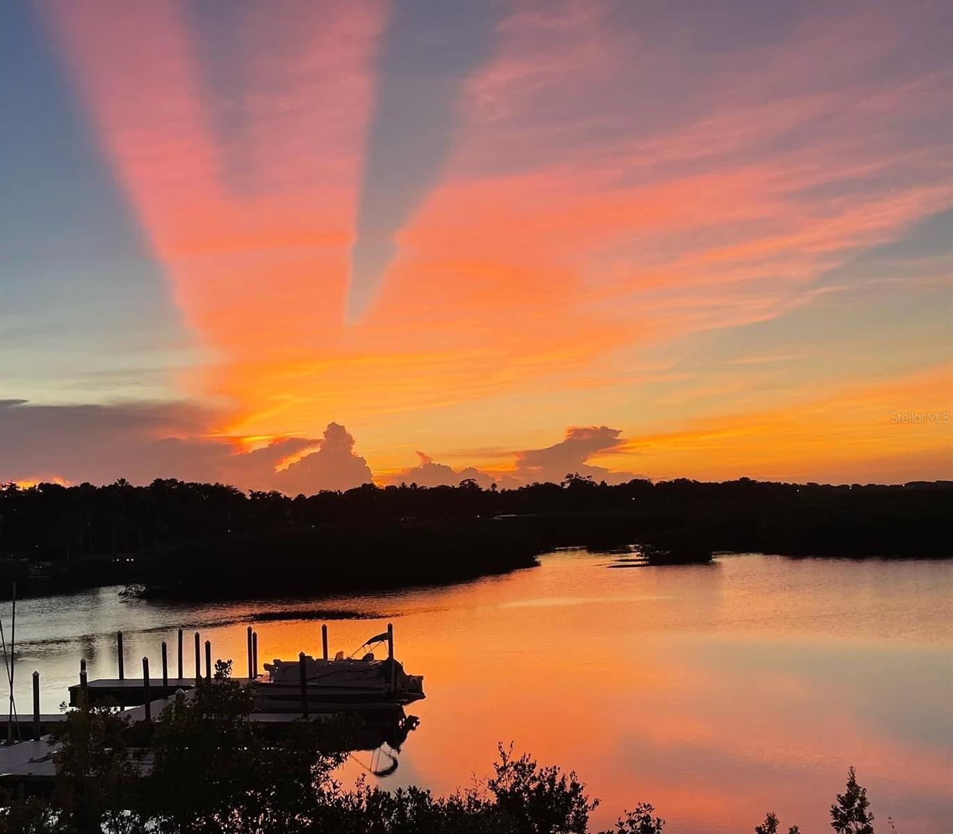 Riverwalk/Coronado Island-Bldg - Residential
