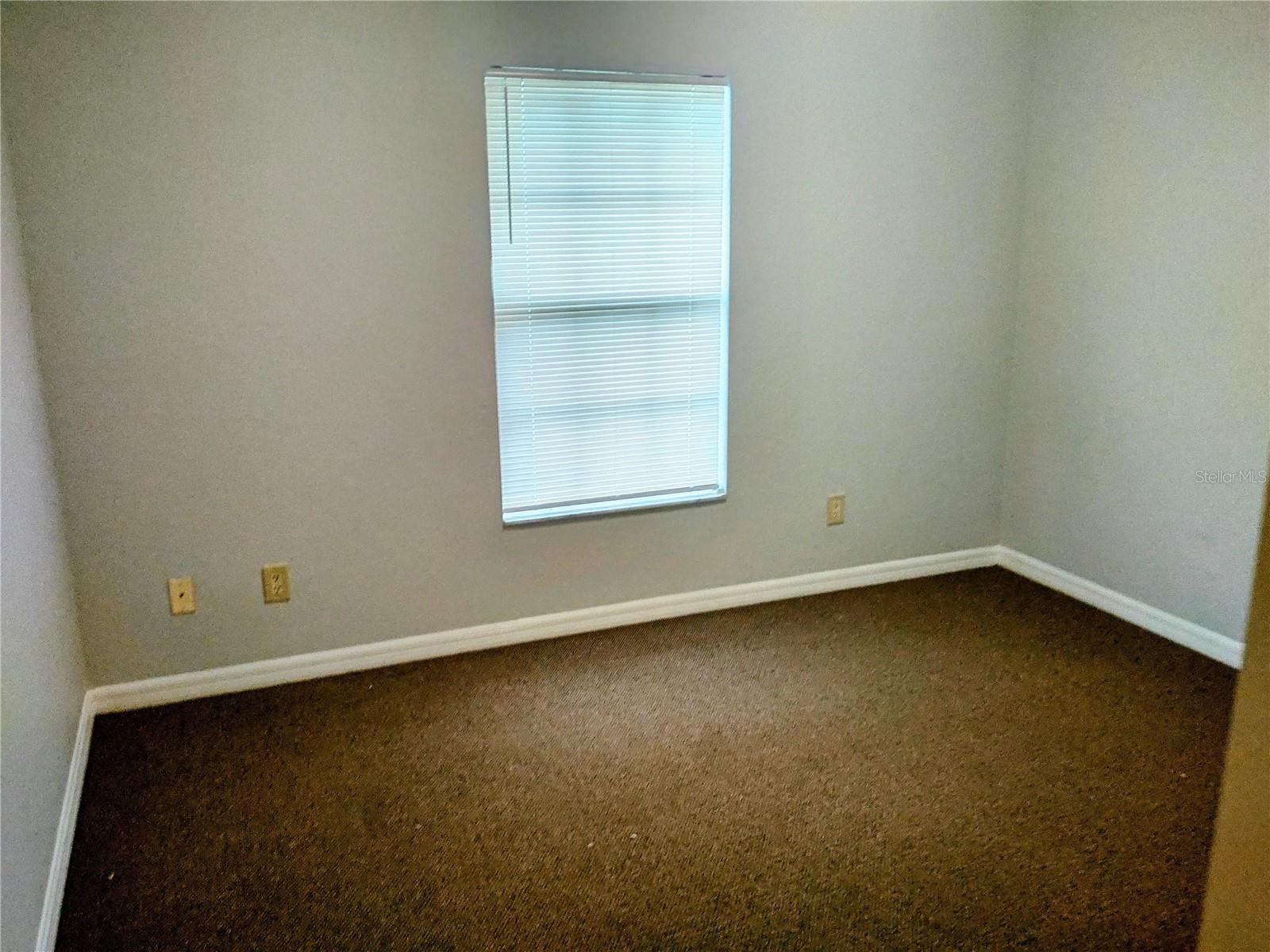 LEHIGH ESTATES - Residential Income