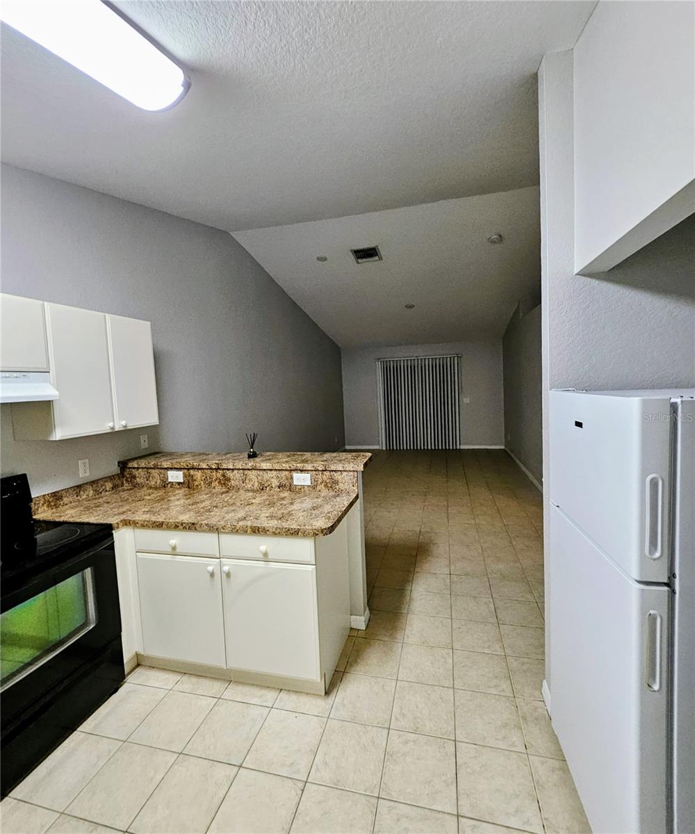 LEHIGH ESTATES - Residential Income