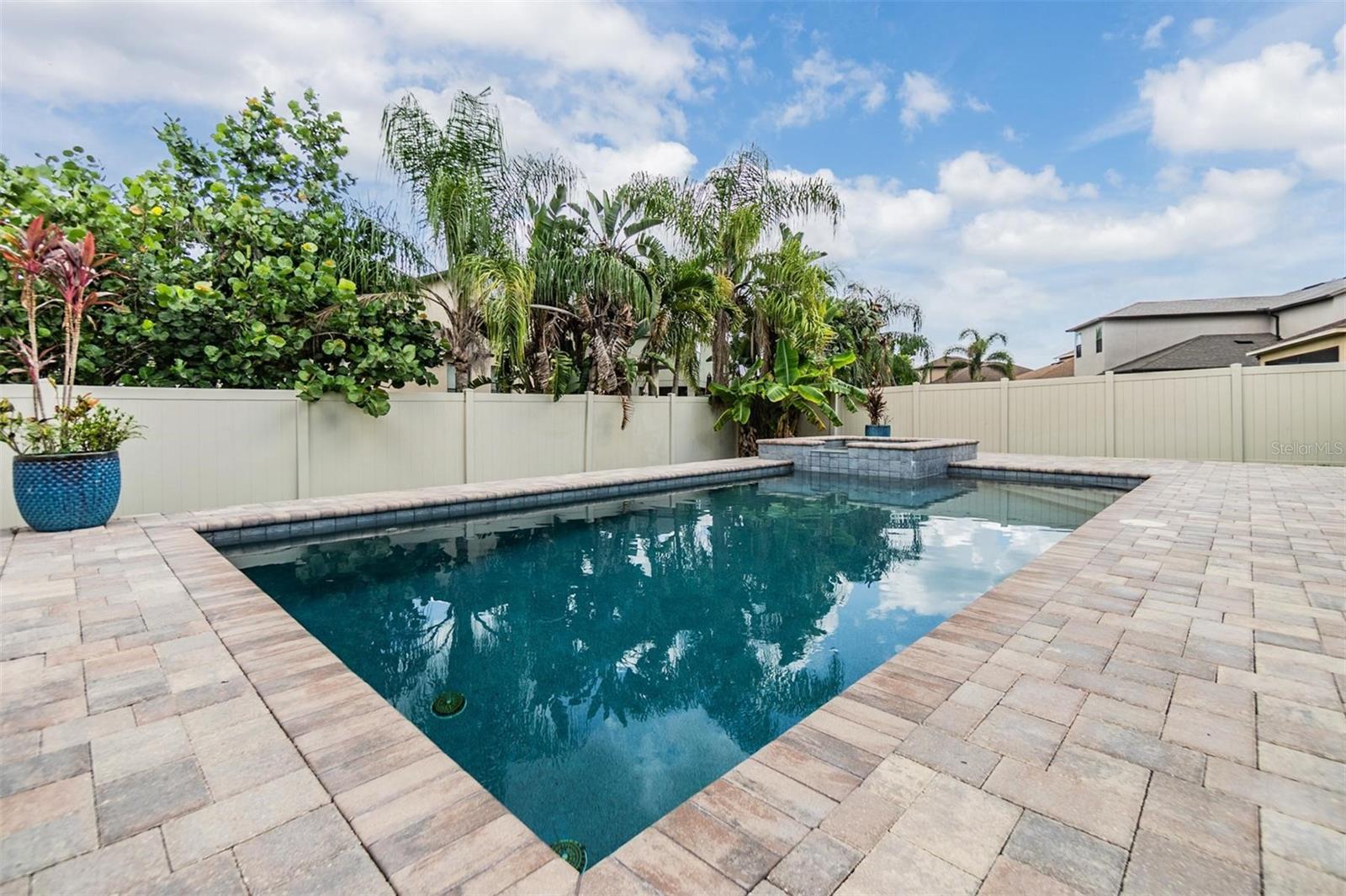1104 KETZAL DRIVE
