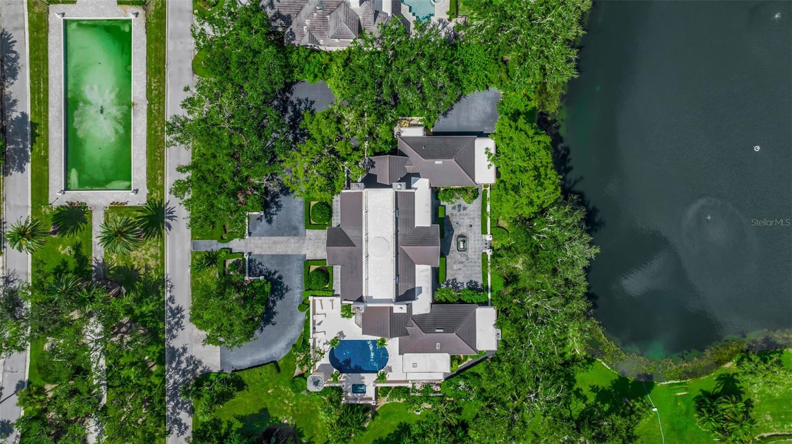 THE OAKS - Residential