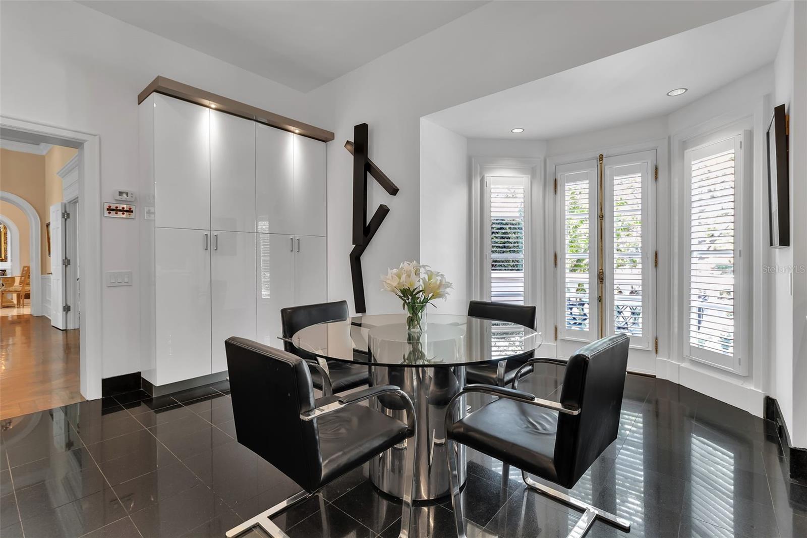 THE OAKS - Residential