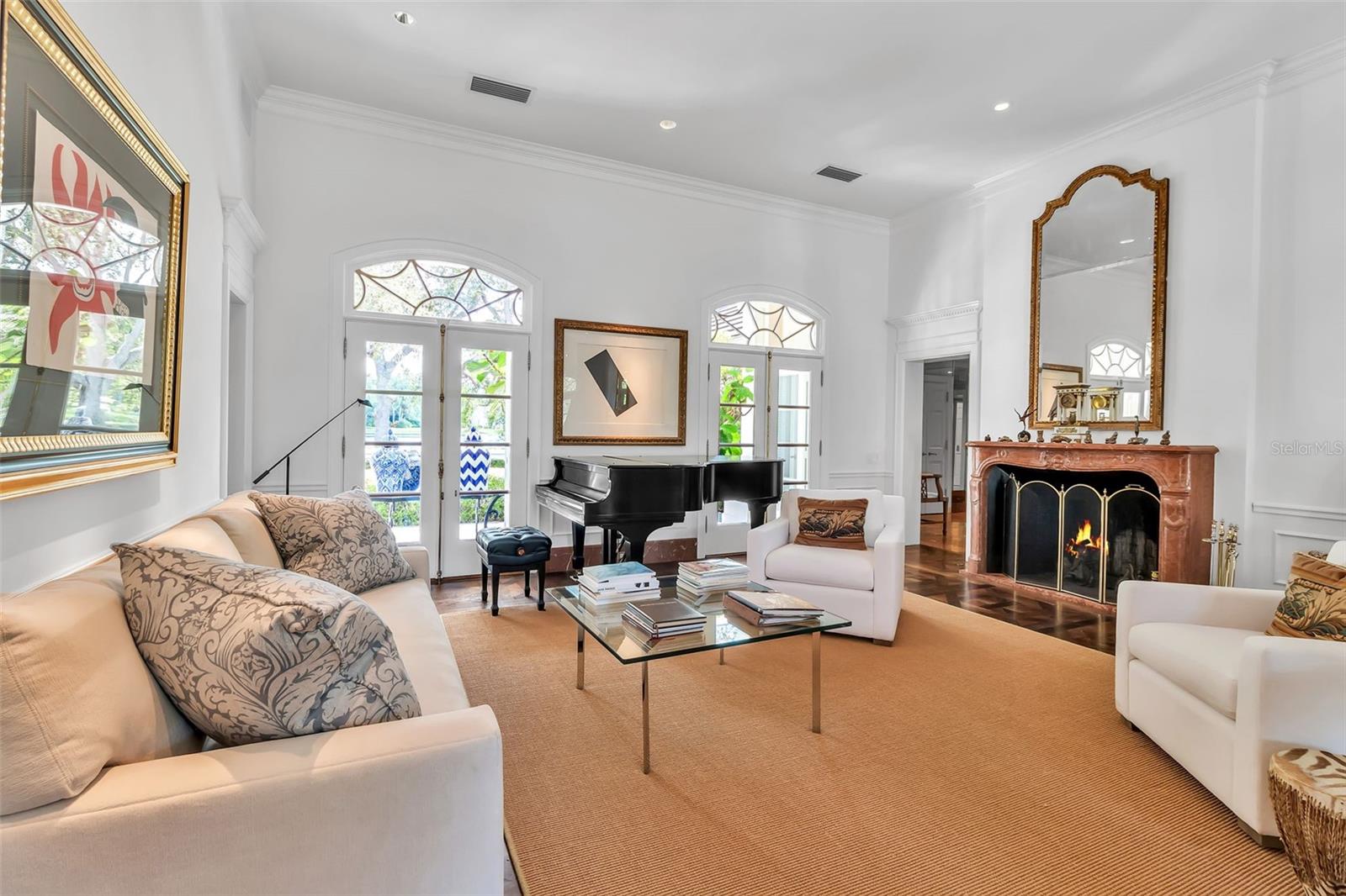 THE OAKS - Residential