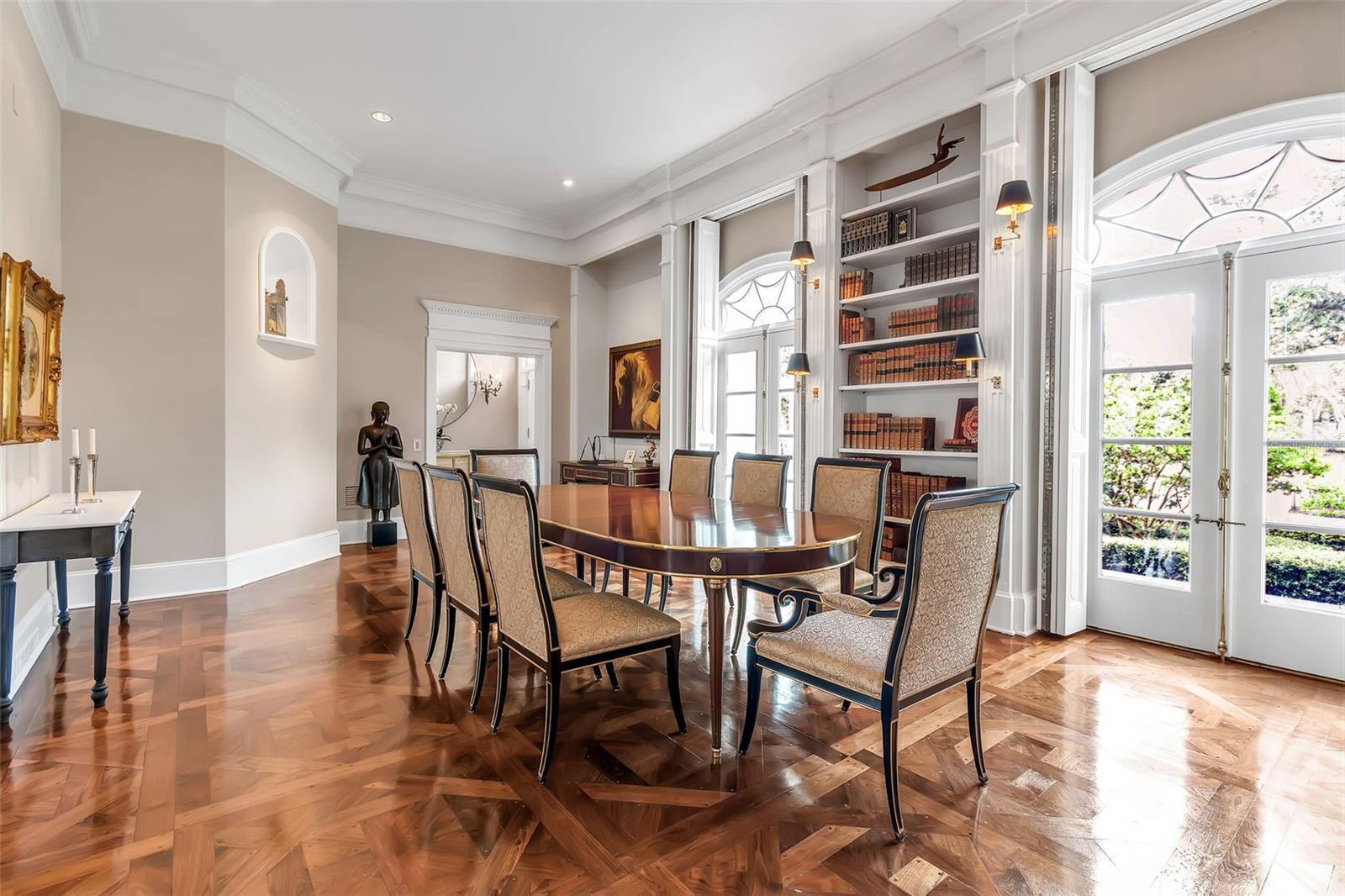 THE OAKS - Residential
