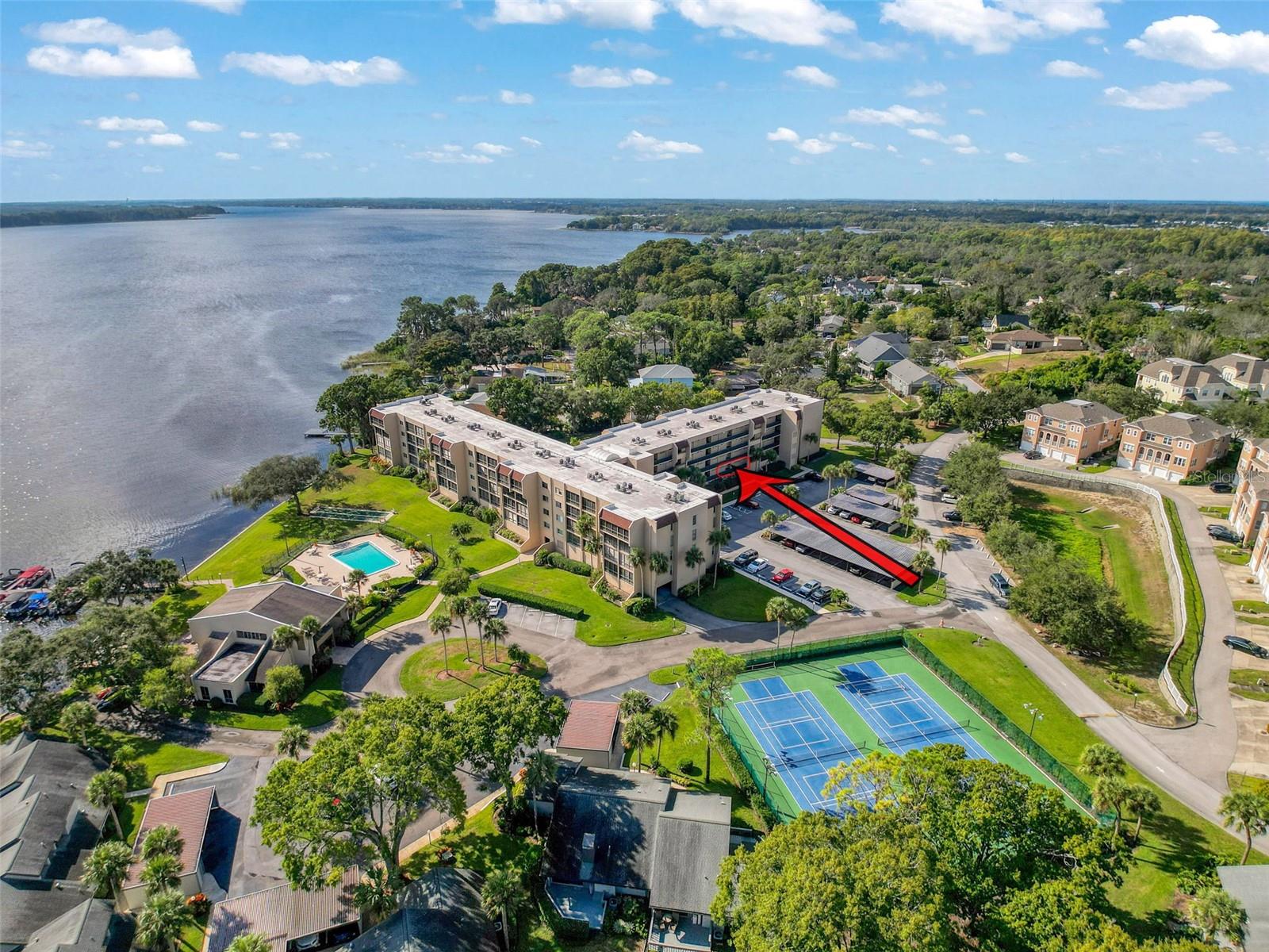 LAKE TARPON SAIL & TENNIS CLUB - Residential