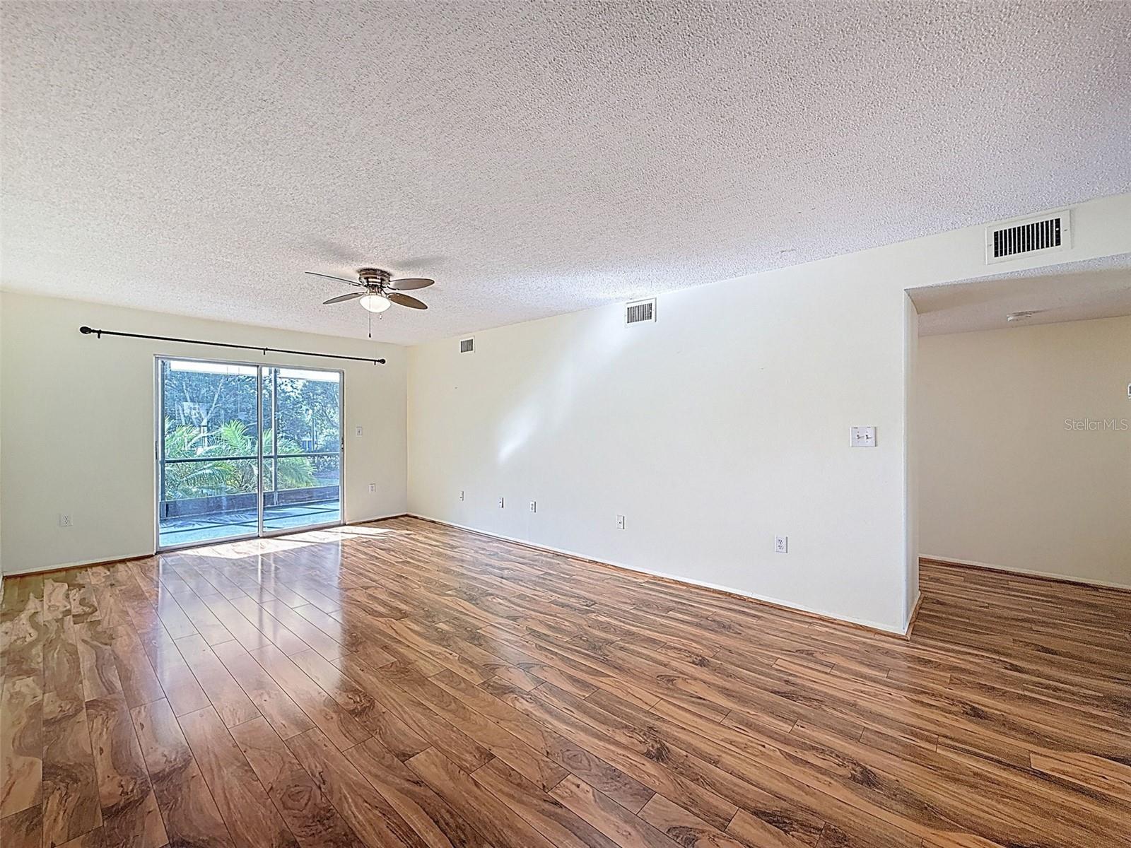 LAKE TARPON SAIL & TENNIS CLUB - Residential