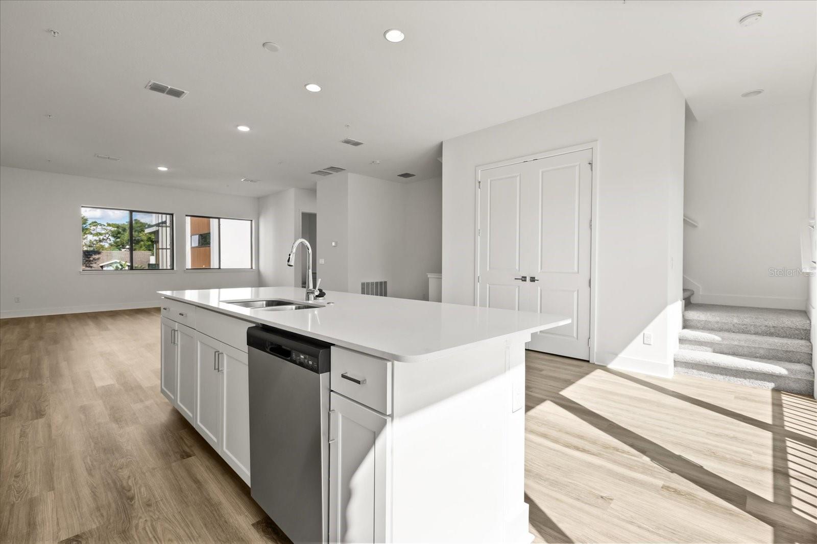 SODO HOUSE TR A - Residential Lease