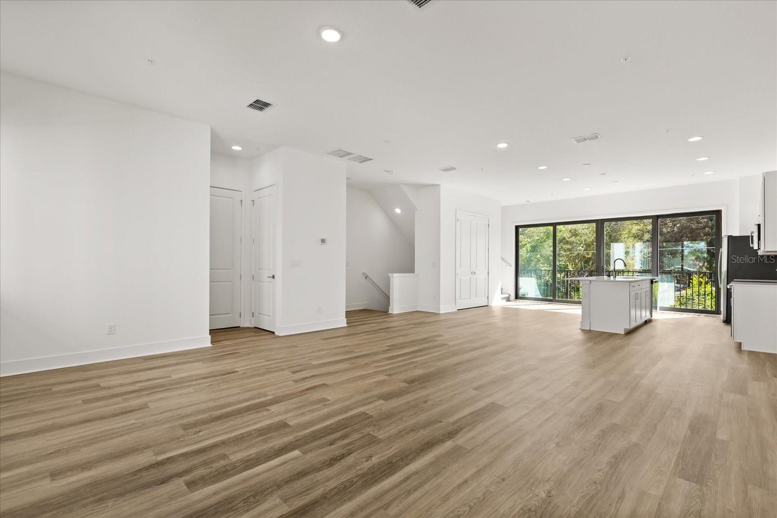 SODO HOUSE TR A - Residential Lease