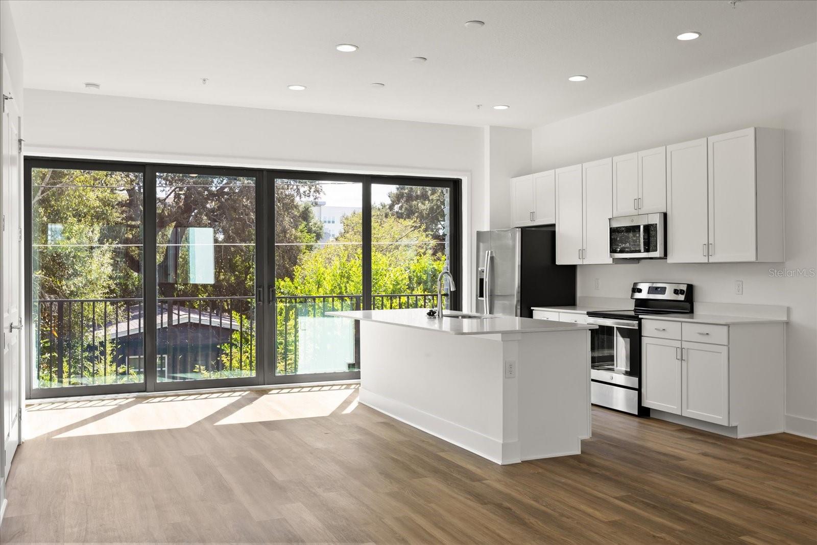 SODO HOUSE TR A - Residential Lease