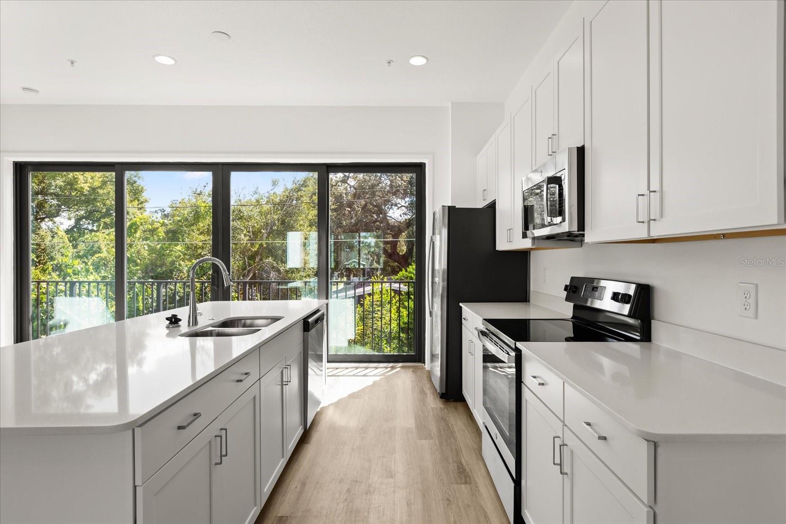 SODO HOUSE TR A - Residential Lease