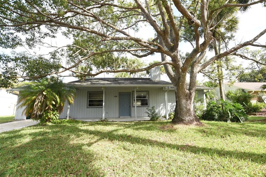 INVESTOR ALERT!! BACK ON MARKET DUE TO ILLNESS. A 3/2 in Florida Shores for less than 180k! Bring a little elbow grease and make this one your own. Owners family says "SELL AS IS!"  On an 80x125 Lot near the South End of Woodland Dr, so very little traffic going by this great investment opportunity. Would be a perfect rental property or a stand up candidate for investors or DIY'ers. House is available and easy to show, bring your offers, sellers are motivated. ;Water: City