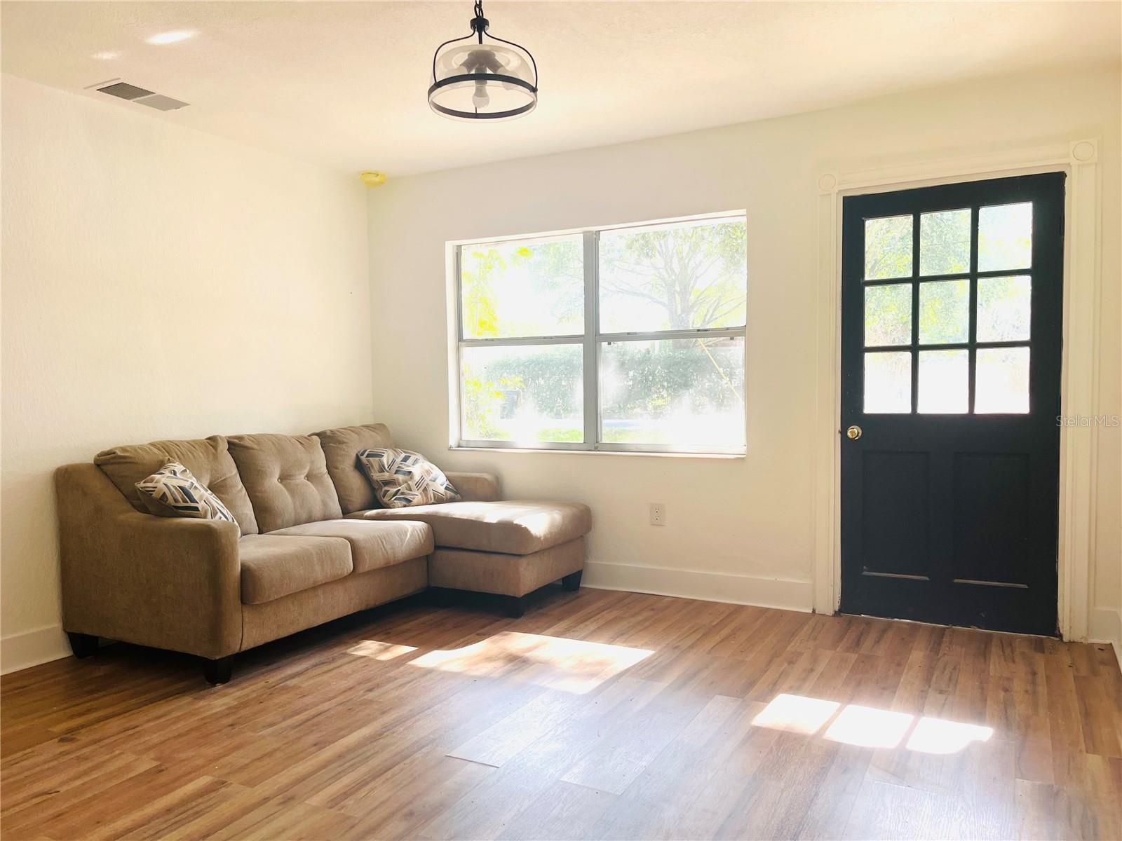 INWOOD - Residential