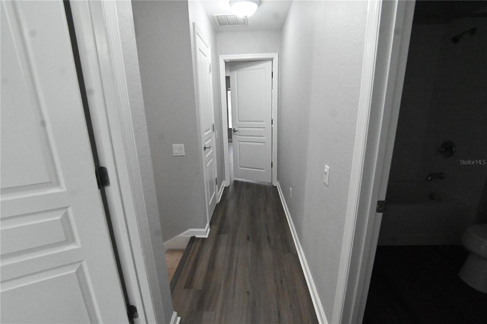 LAKE SAWYER SOUTH PH 03 - Residential Lease