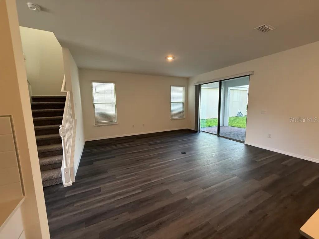 WATERLEIGH PH 5 - Residential Lease