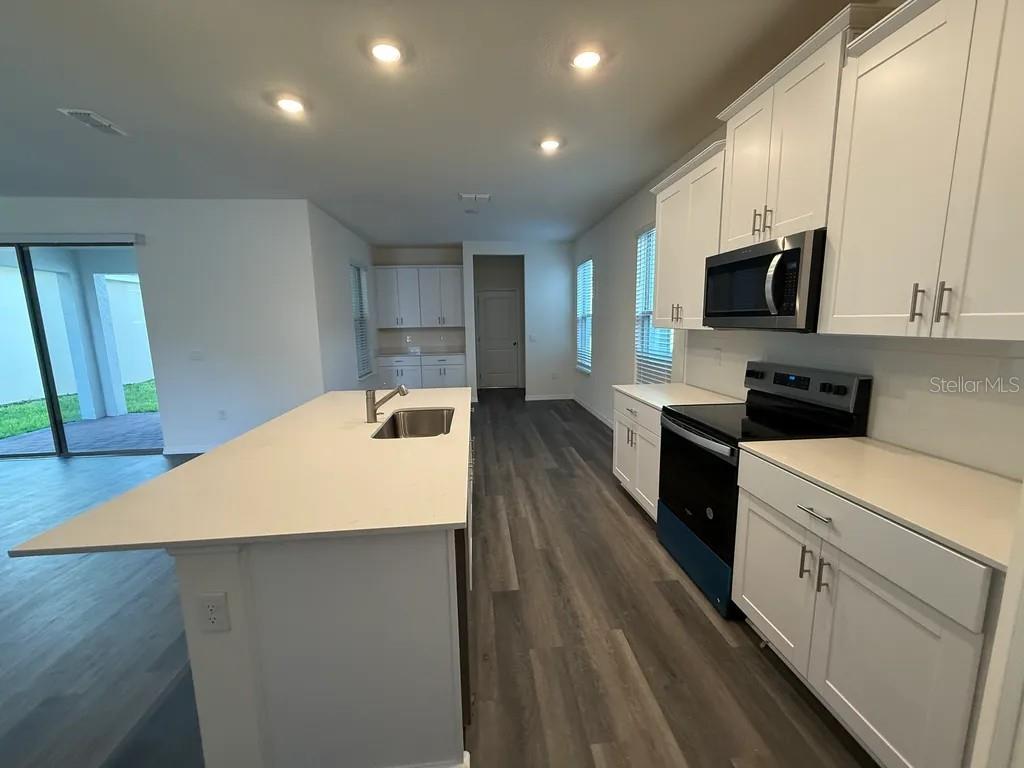 WATERLEIGH PH 5 - Residential Lease