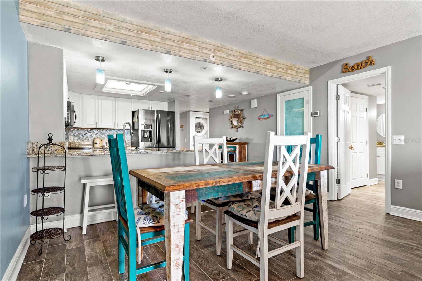 GULF ISLAND BCH & TENNIS CLUB - Residential