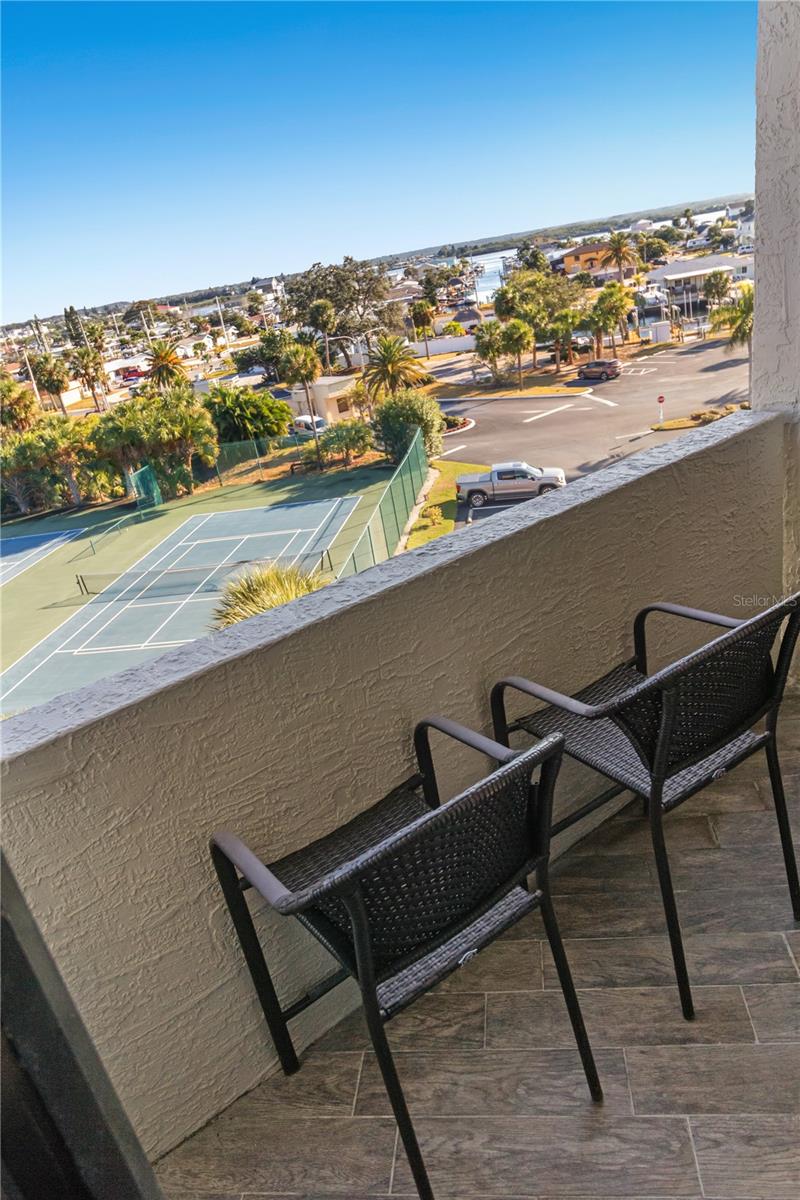 GULF ISLAND BCH & TENNIS CLUB - Residential