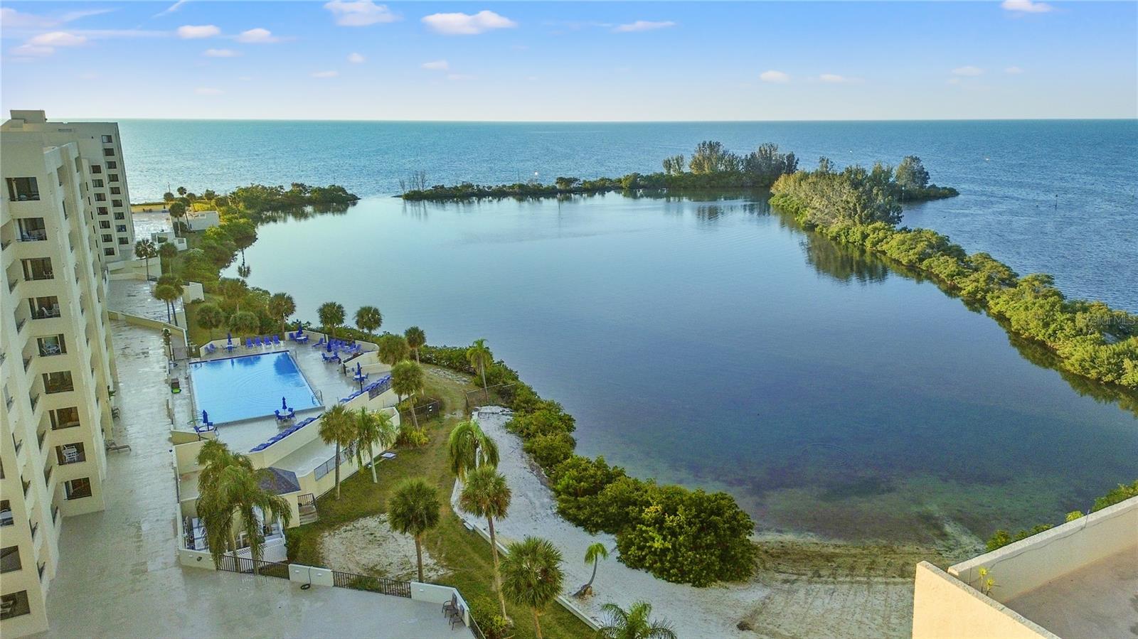 GULF ISLAND BCH & TENNIS CLUB - Residential