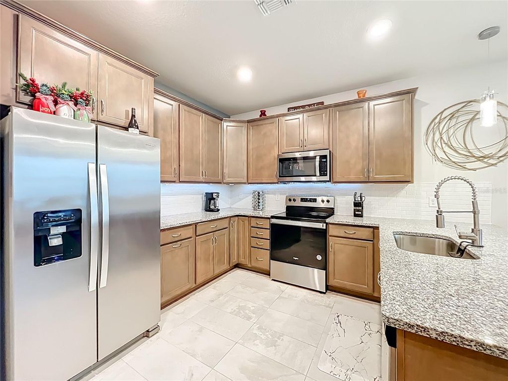 Photo of 9708 Brown Burrow Street, Orlando, FL 32829 (MLS # O6351575)