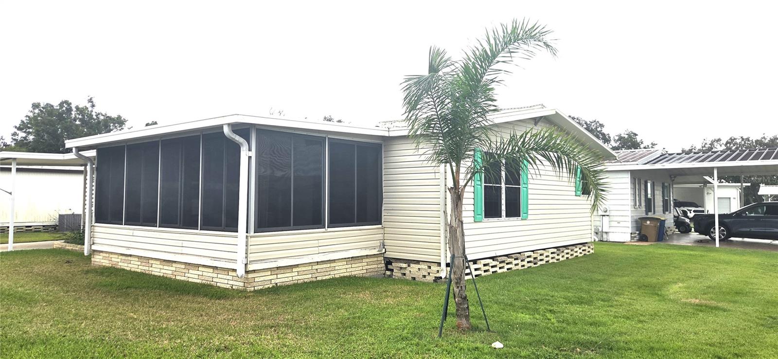 2055 S FLORAL AVENUE 201