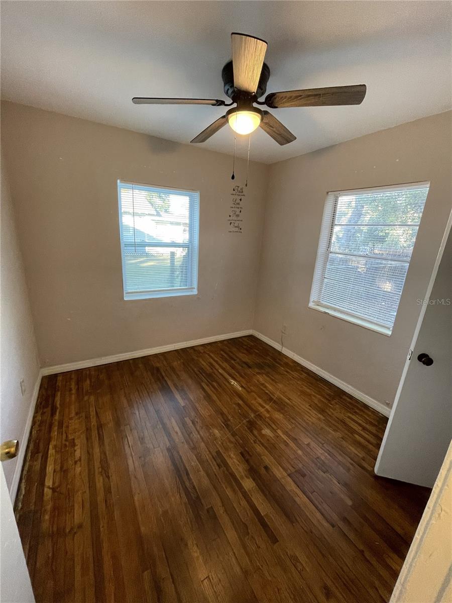 TAMPA HTS AREA, E OF N BLVD TO FLA AVE - Residential