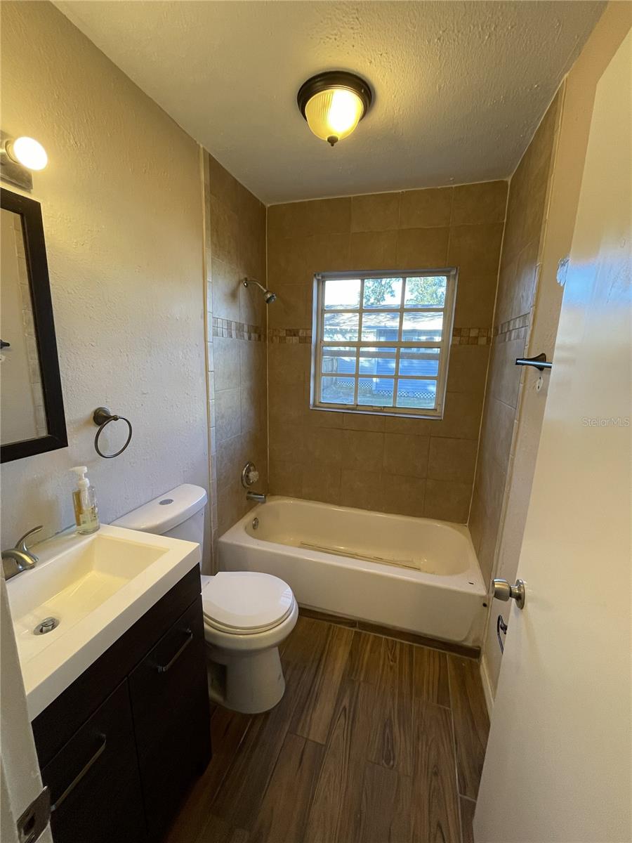 TAMPA HTS AREA, E OF N BLVD TO FLA AVE - Residential