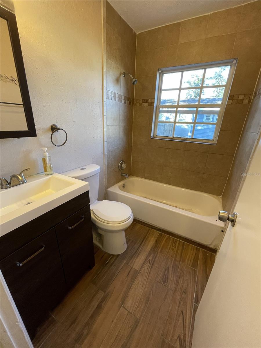 TAMPA HTS AREA, E OF N BLVD TO FLA AVE - Residential