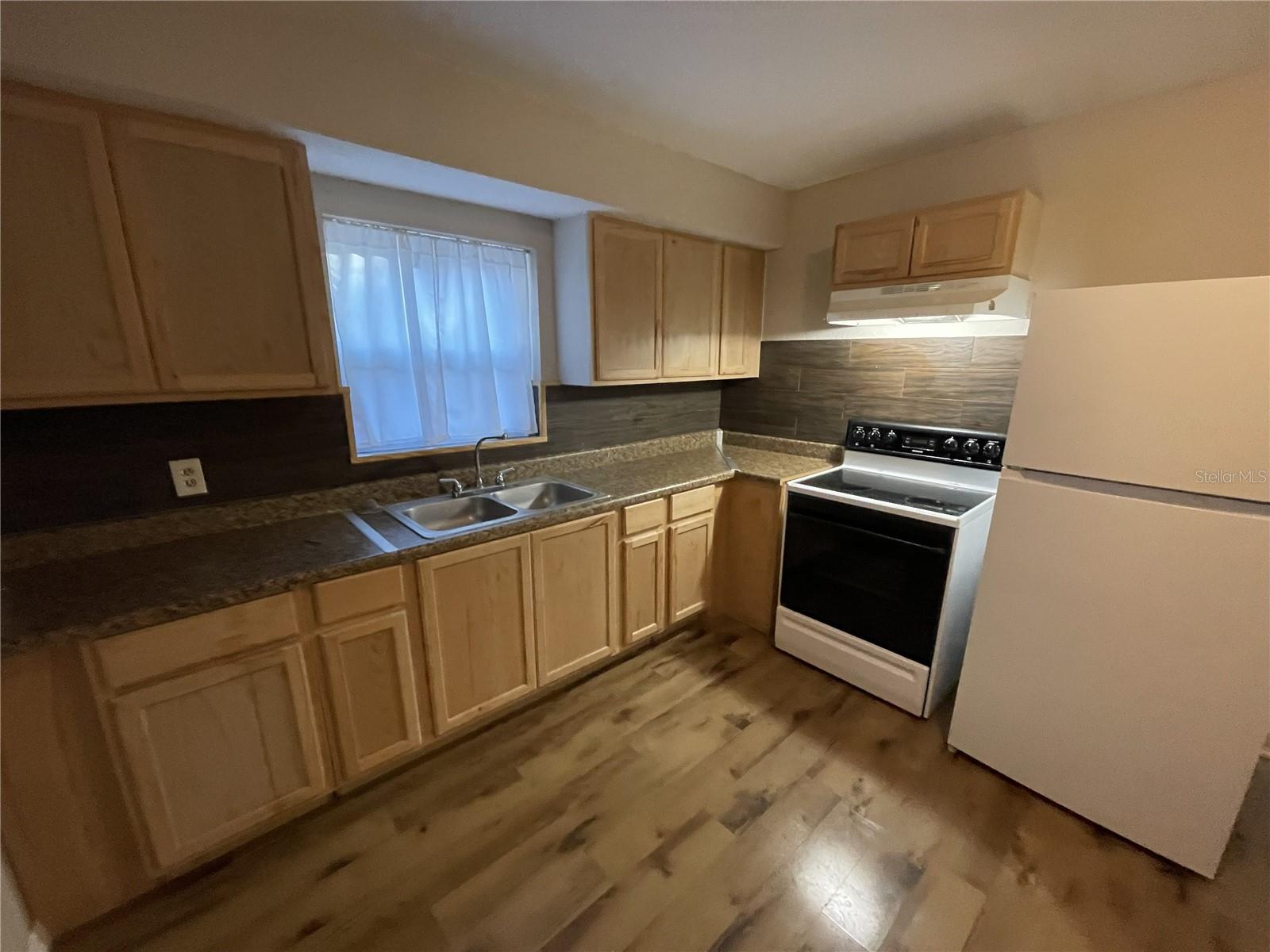 TAMPA HTS AREA, E OF N BLVD TO FLA AVE - Residential