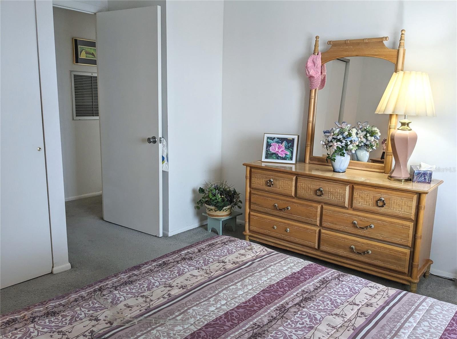 BAYSHORE ON THE LAKE APTS II SEC 3 - Residential