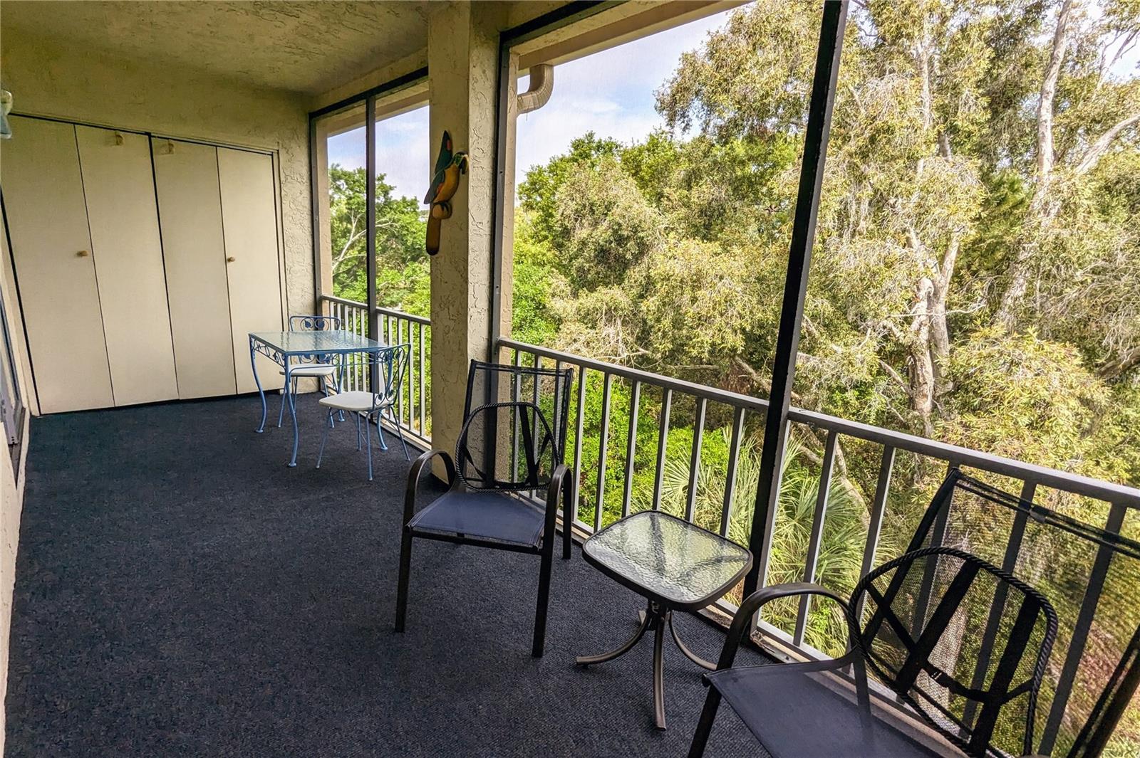 BAYSHORE ON THE LAKE APTS II SEC 3 - Residential