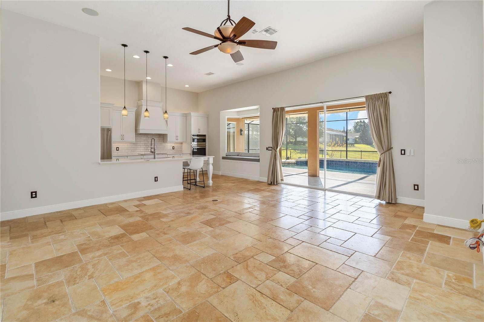 BUCKINGHAM ESTATES - Residential