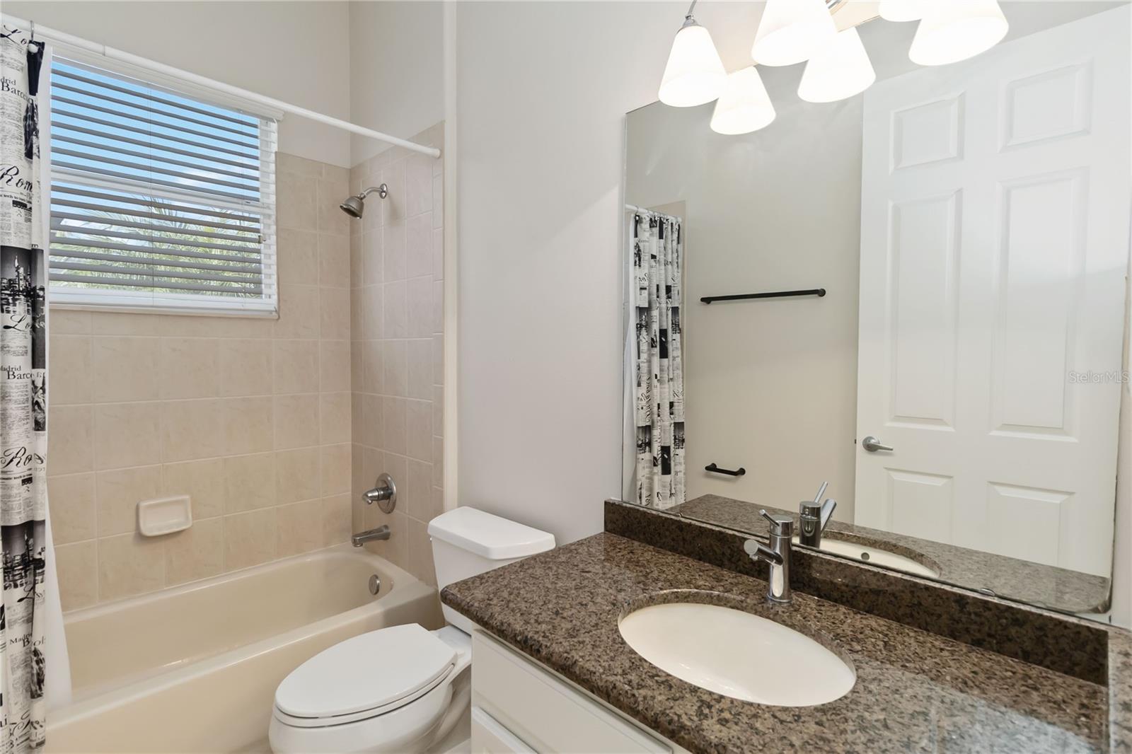 BUCKINGHAM ESTATES - Residential