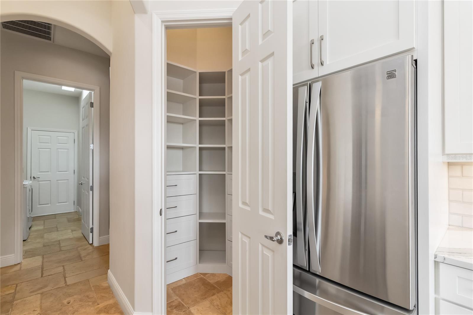 BUCKINGHAM ESTATES - Residential