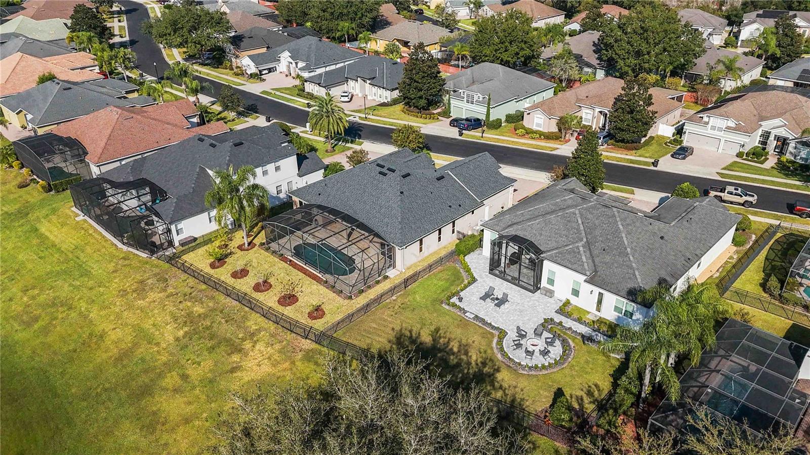 BUCKINGHAM ESTATES - Residential