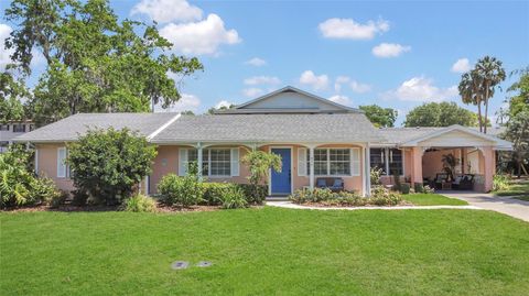 936 N BAKER STREET MOUNT DORA FL 32757