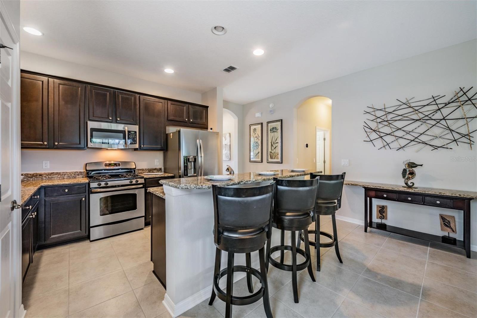 LAKESHORE RANCH PH I - Residential