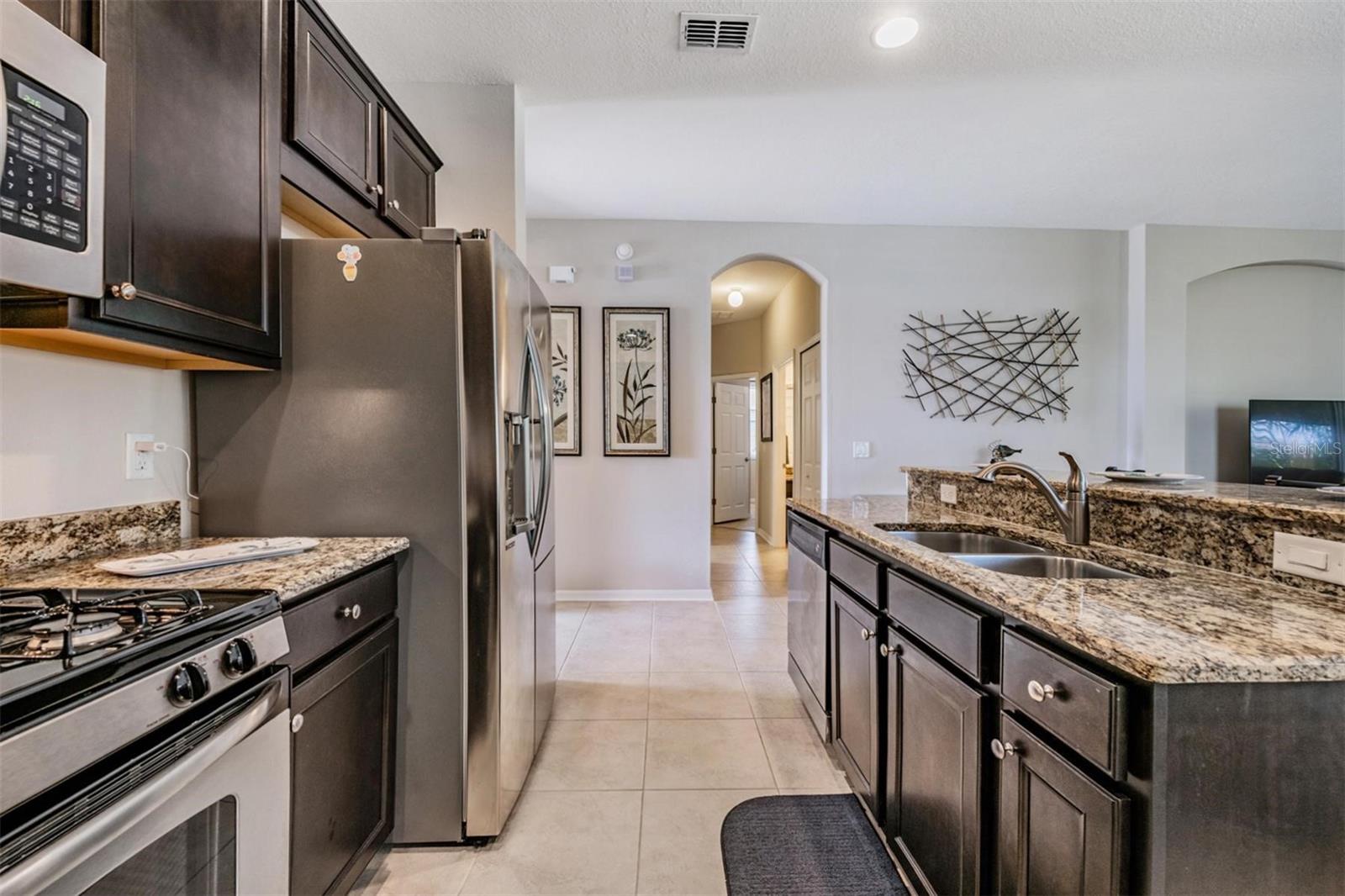 LAKESHORE RANCH PH I - Residential