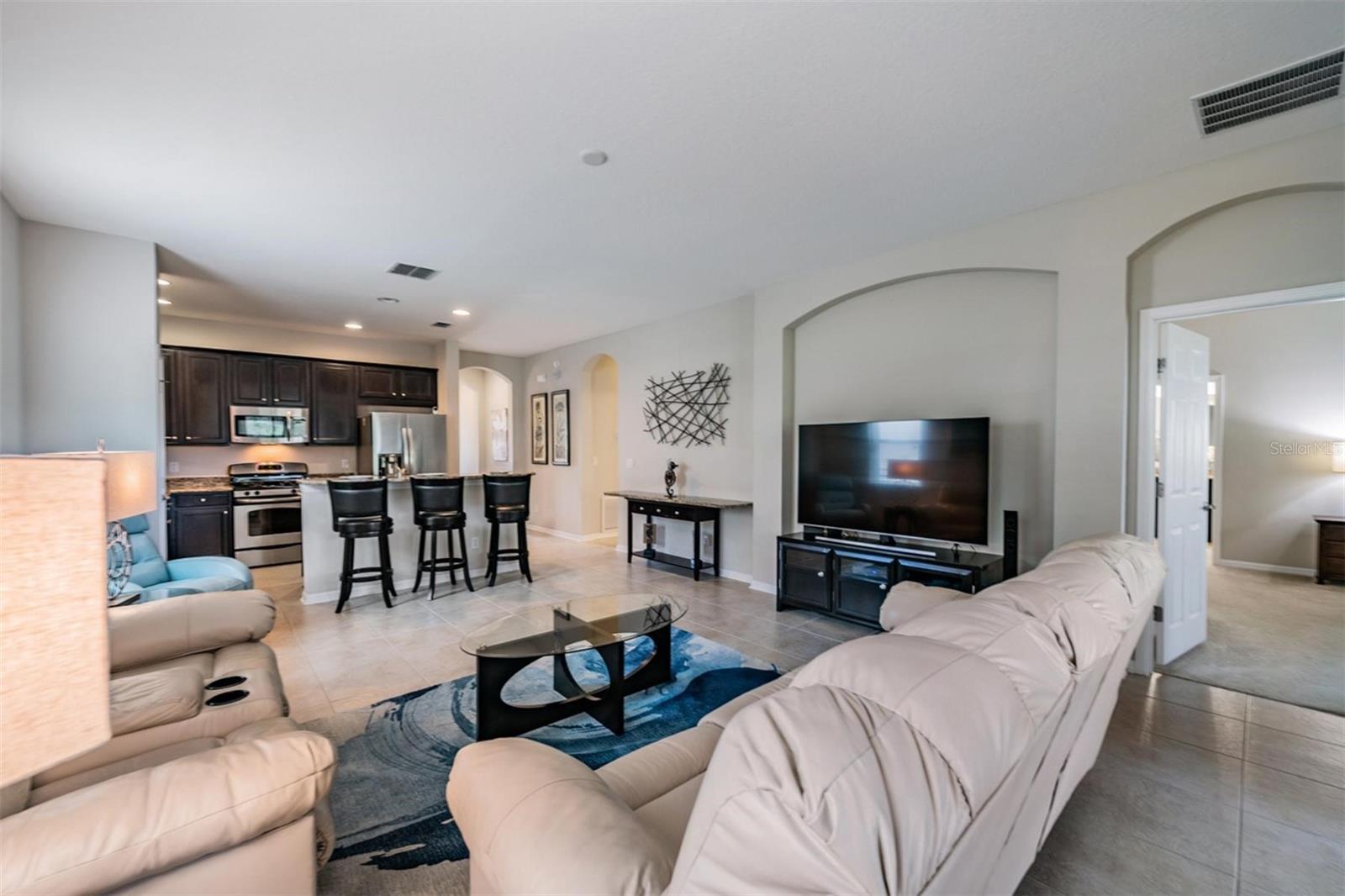 LAKESHORE RANCH PH I - Residential