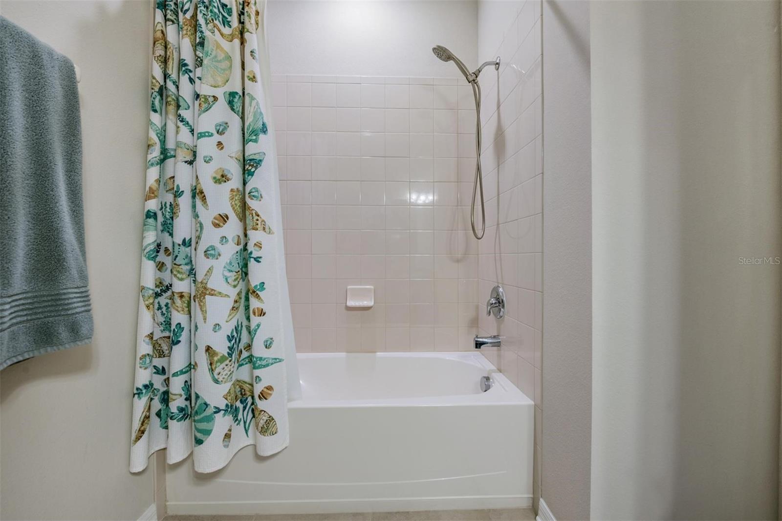 LAKESHORE RANCH PH I - Residential