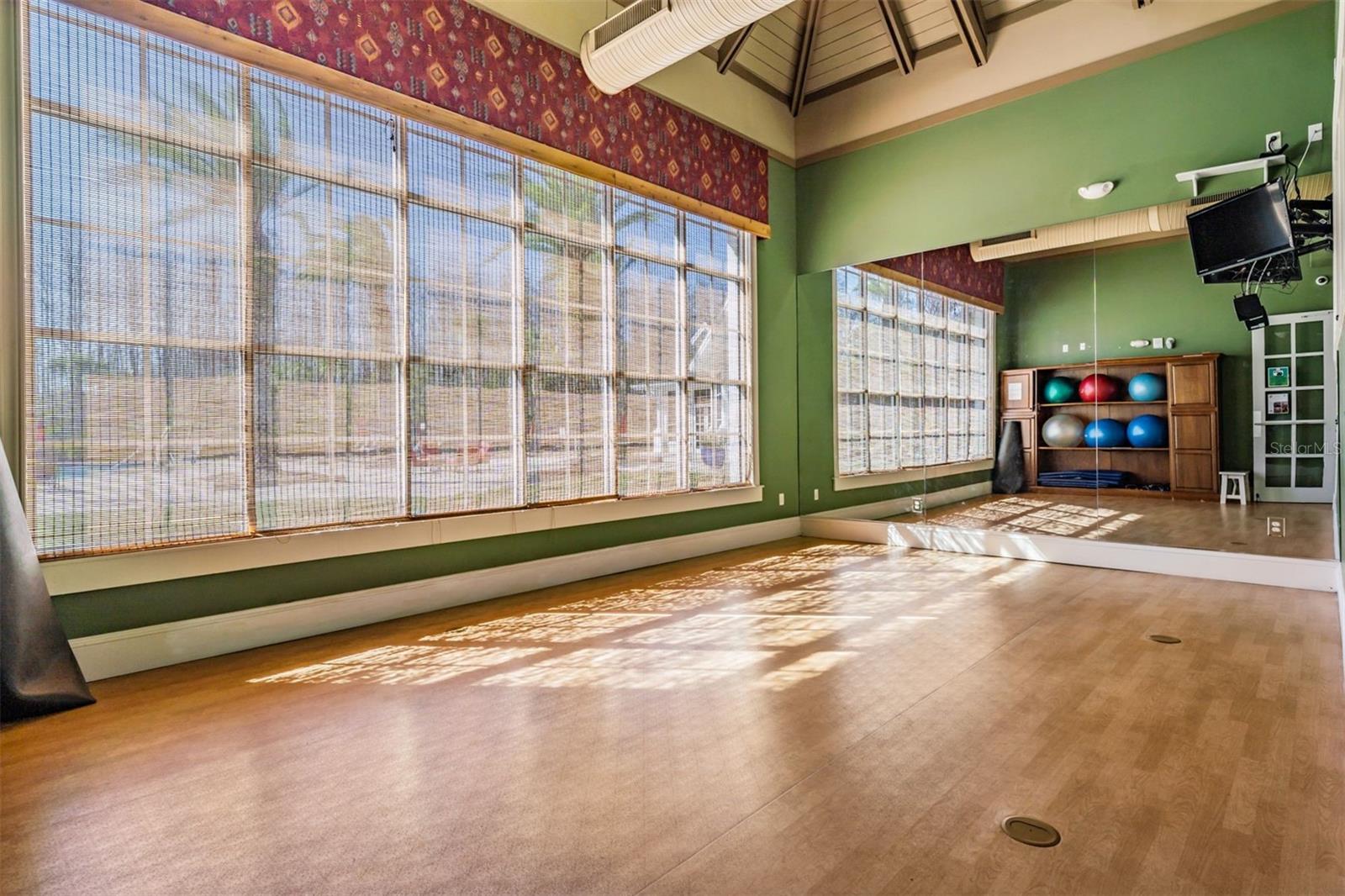 LAKESHORE RANCH PH I - Residential