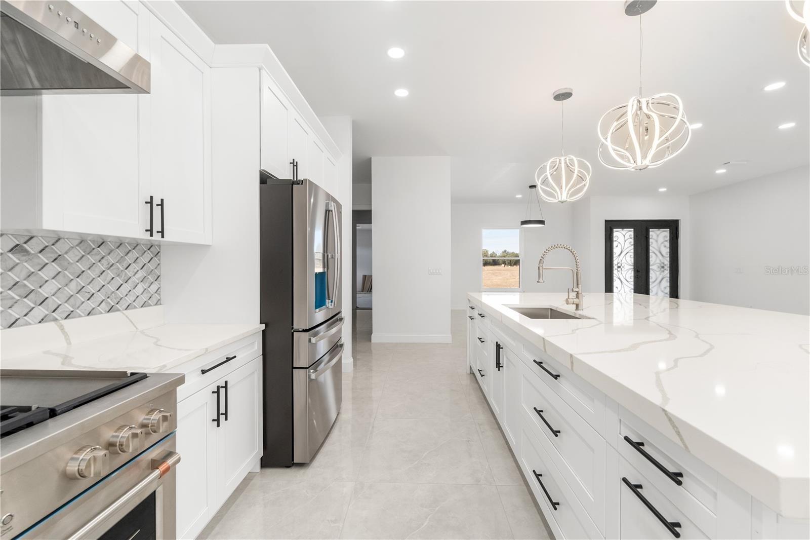 VIA PARADISUS PH III B - Residential