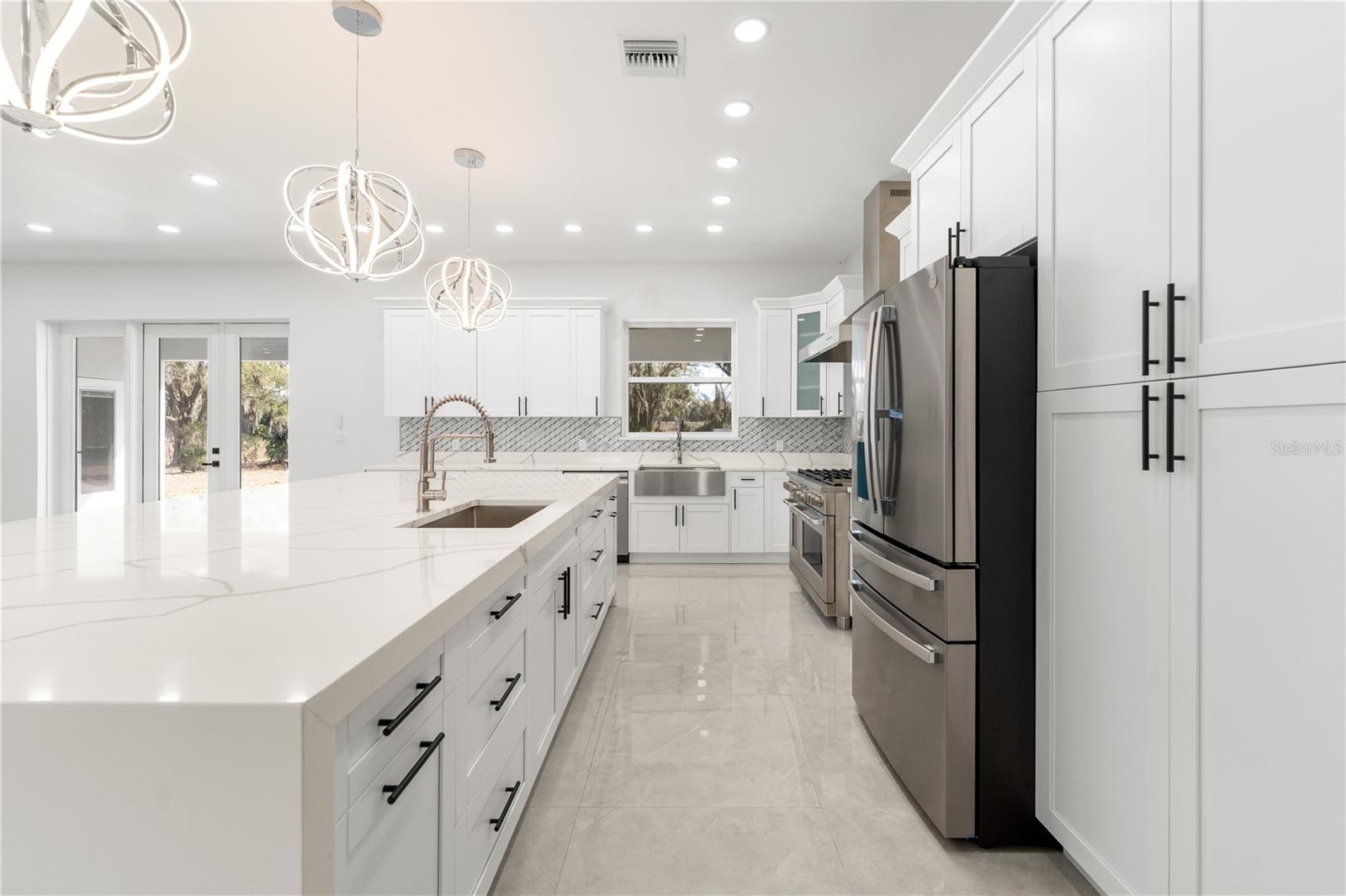 VIA PARADISUS PH III B - Residential