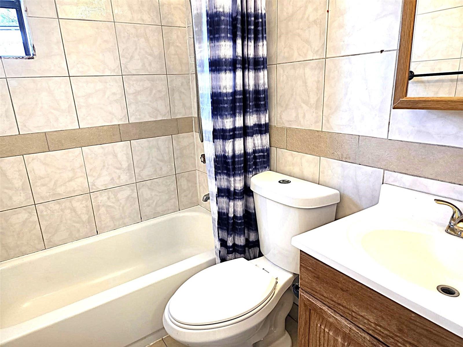 CRESTRIDGE - Residential Lease